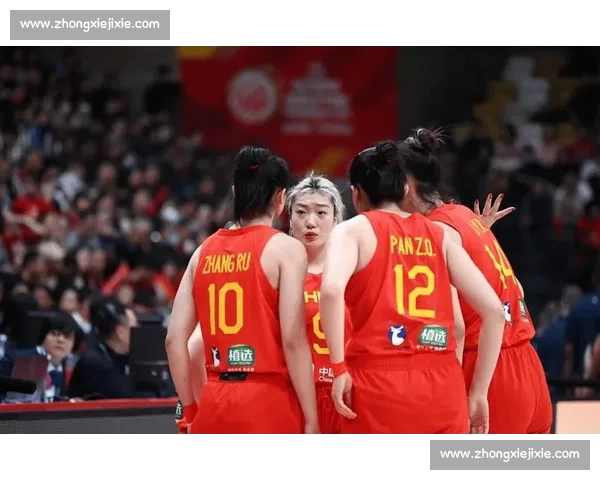 宫鲁鸣挥泪斩李梦！铁腕治军掀女篮变革，球迷：早该如此